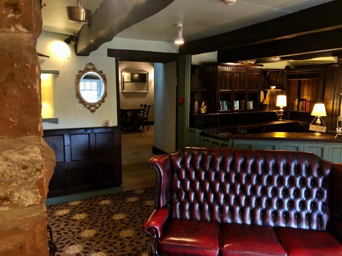 String Of Horses 4* Carlisle (Cumbria)